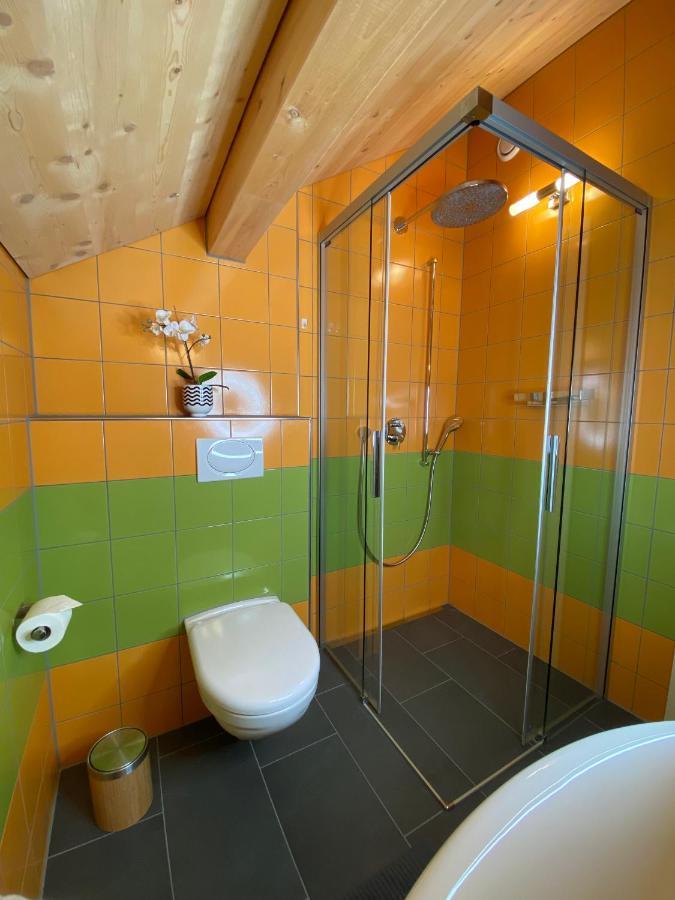 Swiss Alps View Apartment - Contactless Self Check-In 툰 외부 사진
